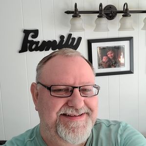 Meet your Posher, Travis